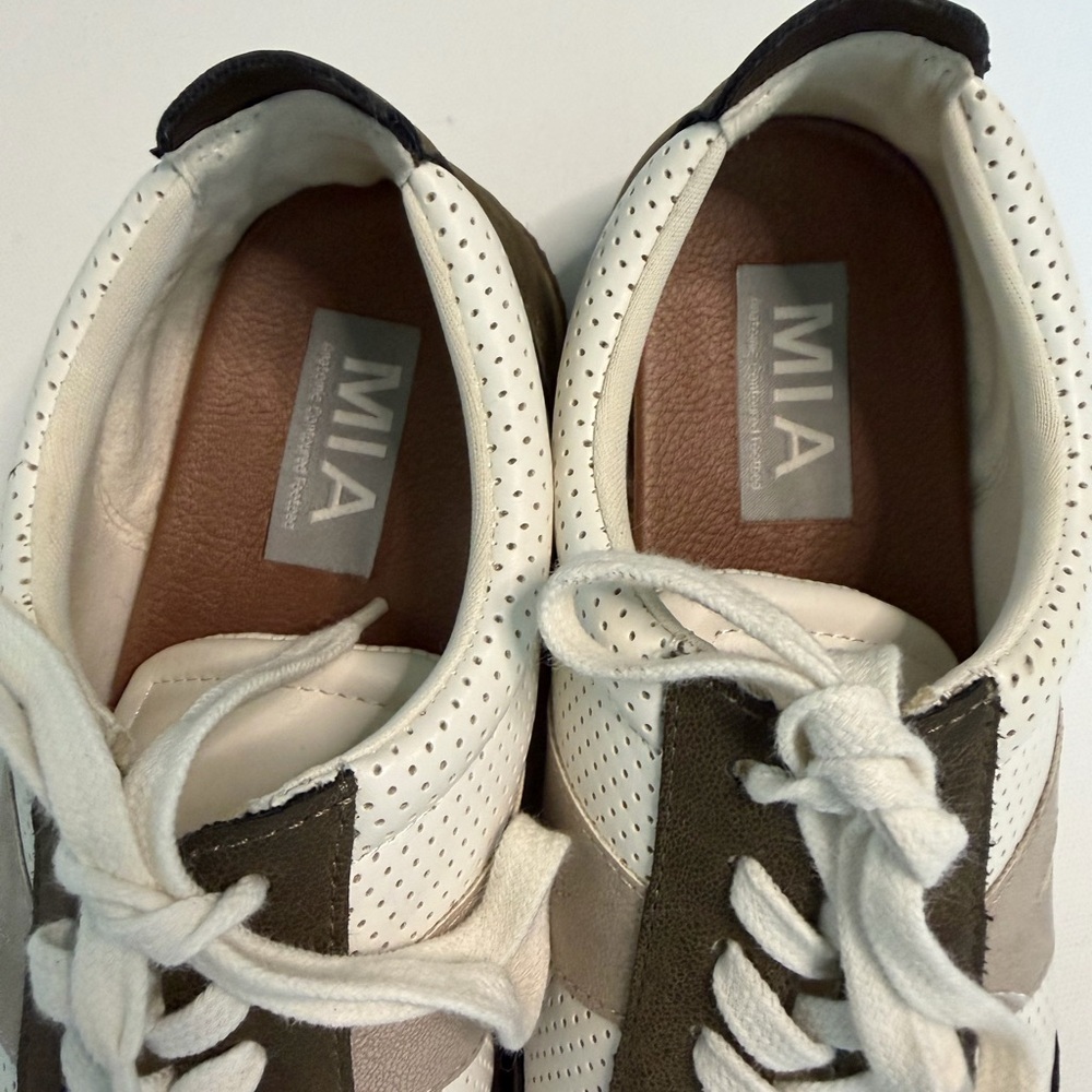 MIA Fashion Retro Runner Sneakers White Brown Taupe Size 6 - Picture 5 of 7